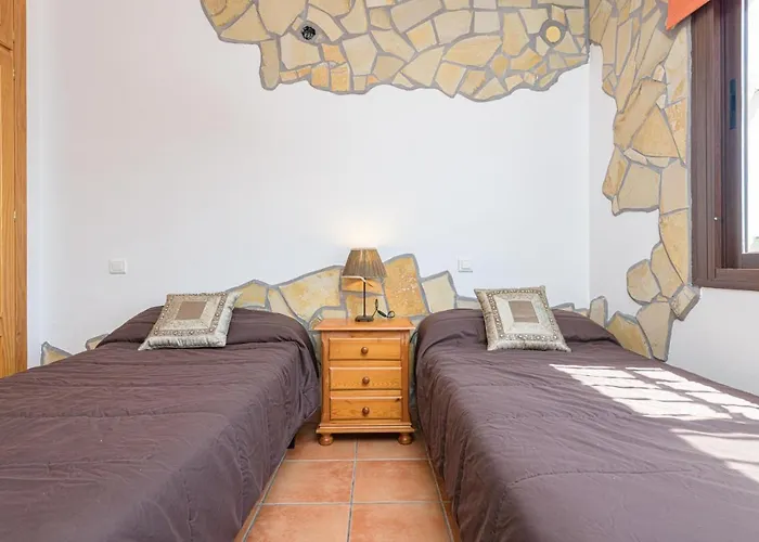 Lina 에스테포나